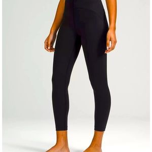 Black lululemon leggings size 4